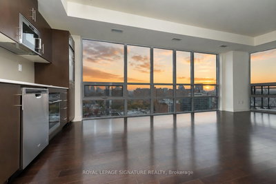 Unit 1706 — 460 Adelaide Street E — photo 3
