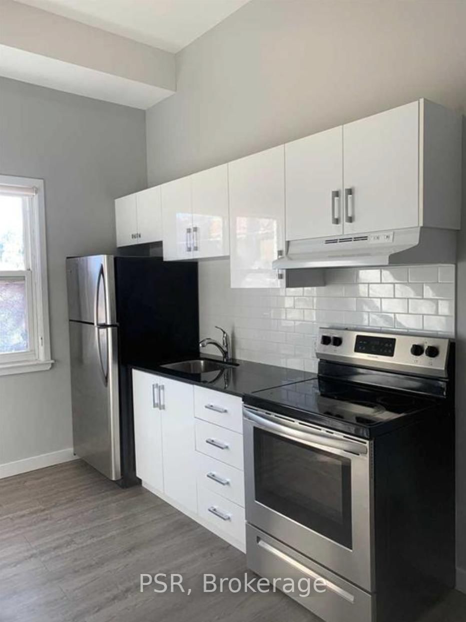 3-205 Gerrard Street, Toronto, ON, photo 3