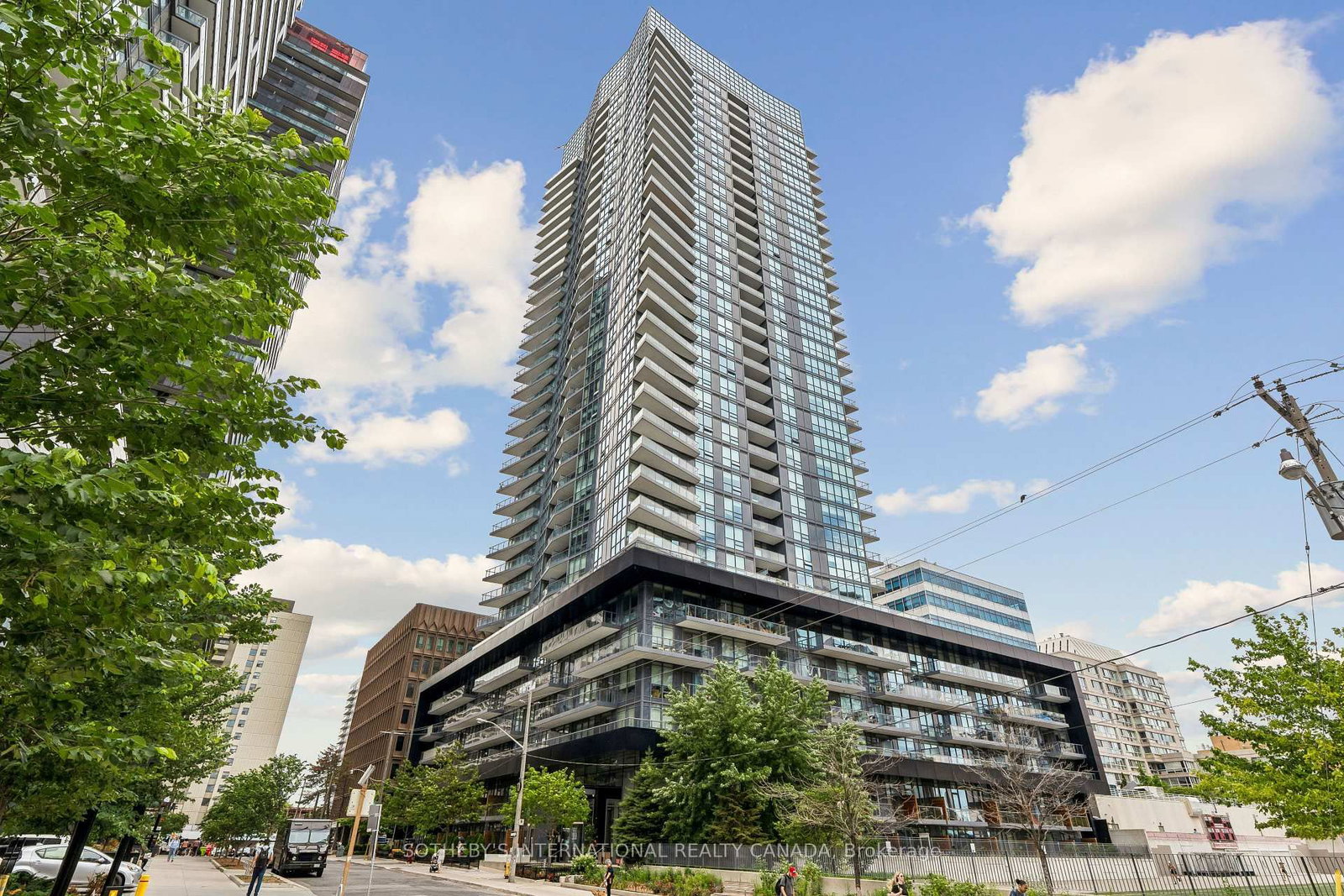 Condo for lease at 402-30 Roehampton Avenue, Toronto, Ontario, M4P 0B9 - Mount Pleasant West - MLS: C13548088