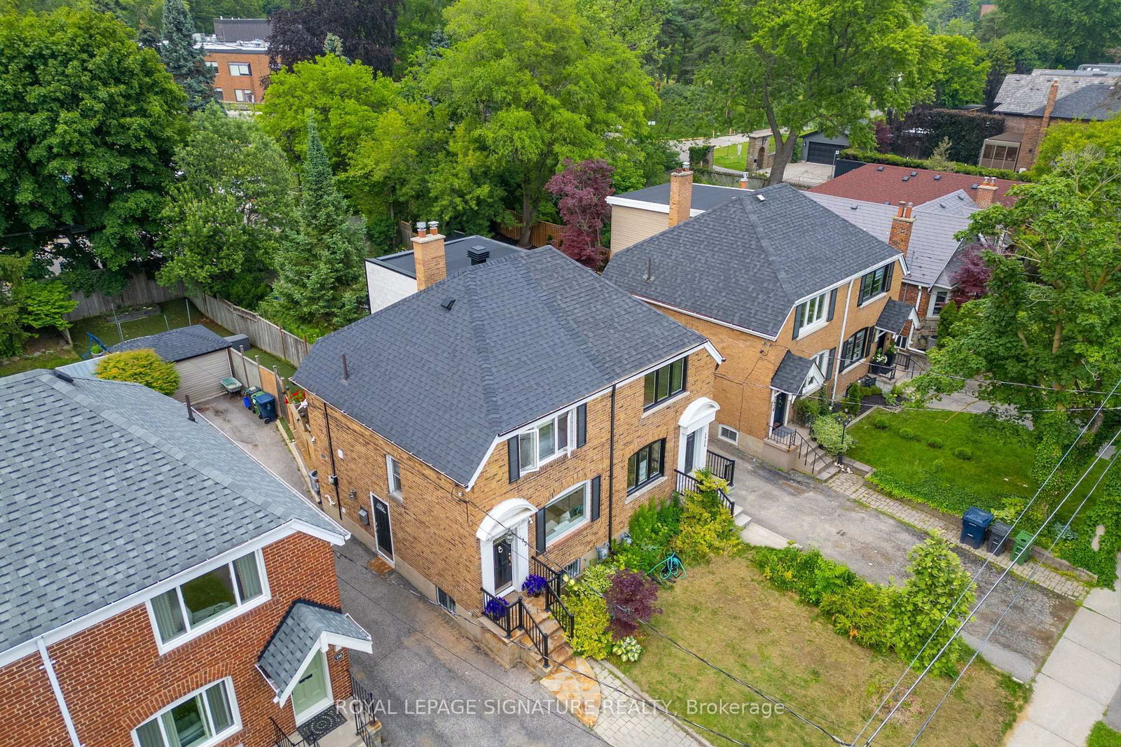 132 Glenvale Boulevard, Toronto, ON