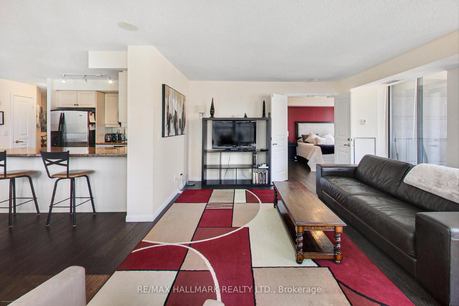 PH09-140 Simcoe Street, Toronto, ON, photo 2