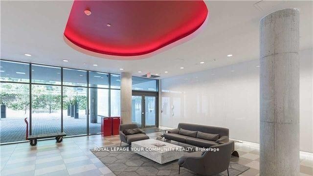 510 - 560 King Street W