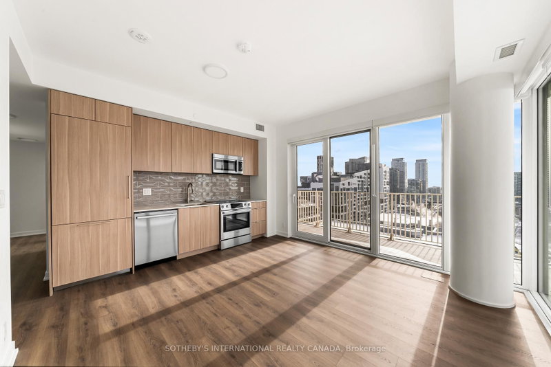 1417 - 88 Bathurst Street