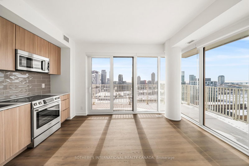 1417 - 88 Bathurst Street