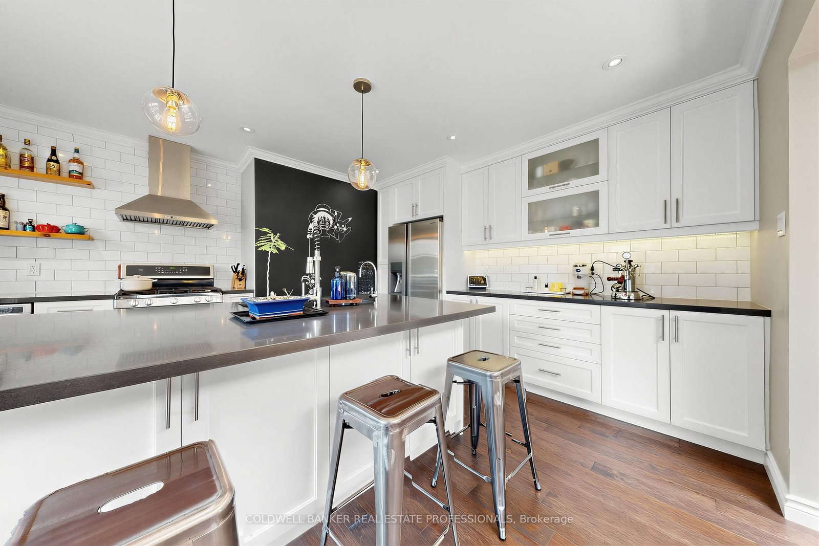 18 Tuna Court • Toronto, ON photo 11