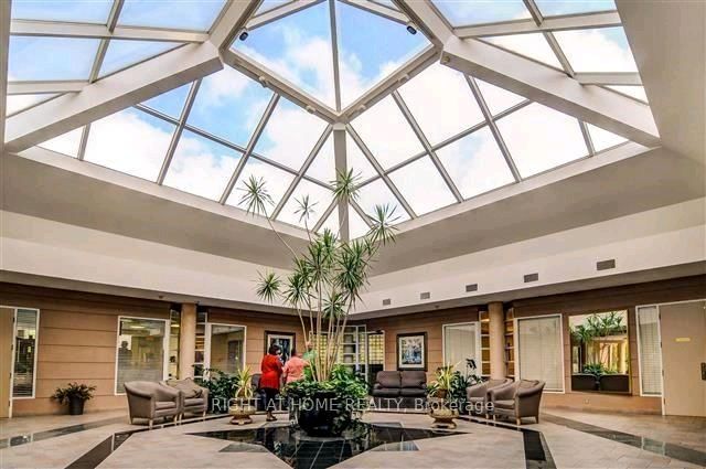 611 - 5 Concorde Place