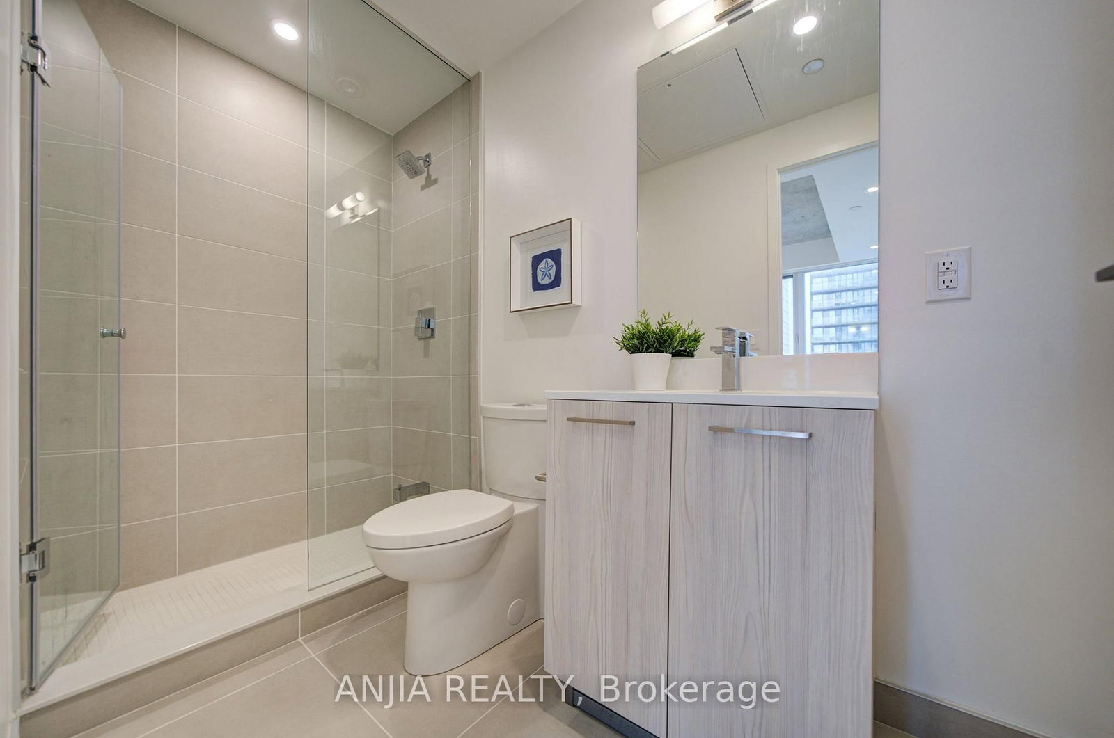 65 Mutual Street • #2303 • Toronto, ON photo 18