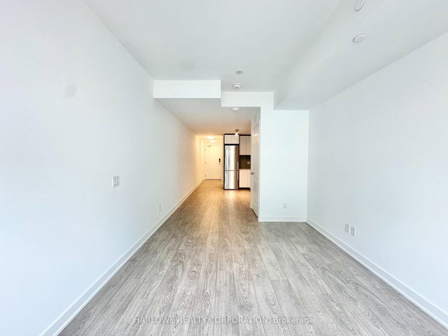 505 - 543 Richmond Street W