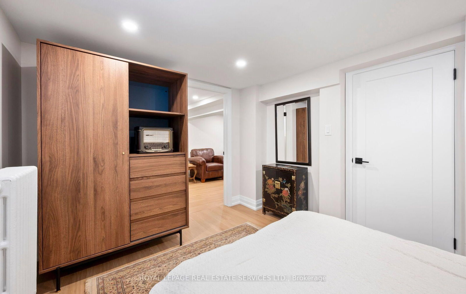 509 Christie Street • Toronto, ON photo 33
