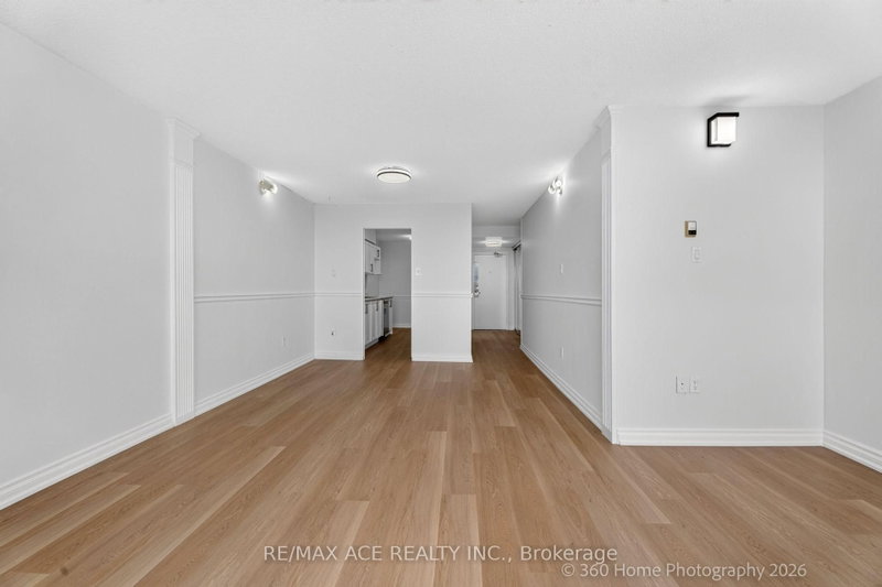 506 - 25 Sunrise Avenue