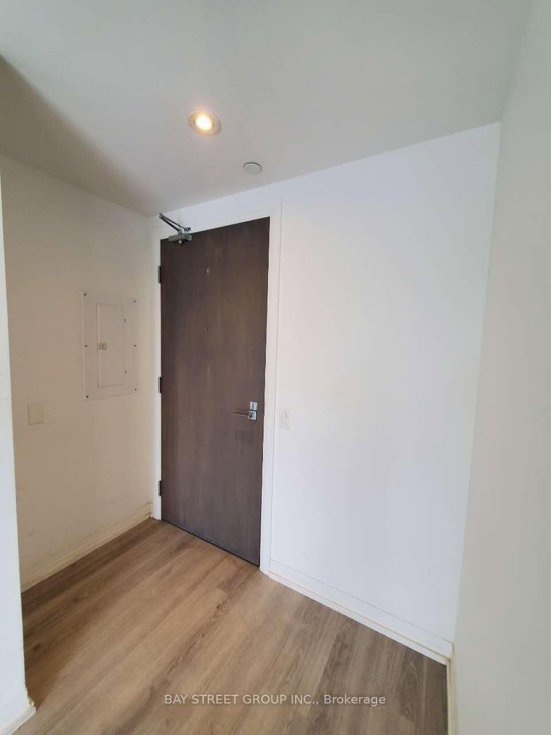 306 - 251 Jarvis Street