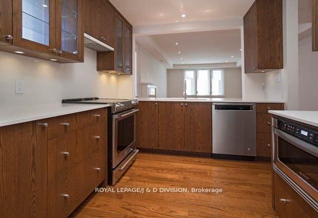 202-85 Admiral Road, Toronto, ON, photo 5