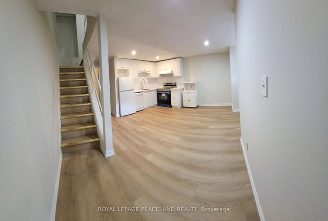 1 - 558 Spadina Crescent