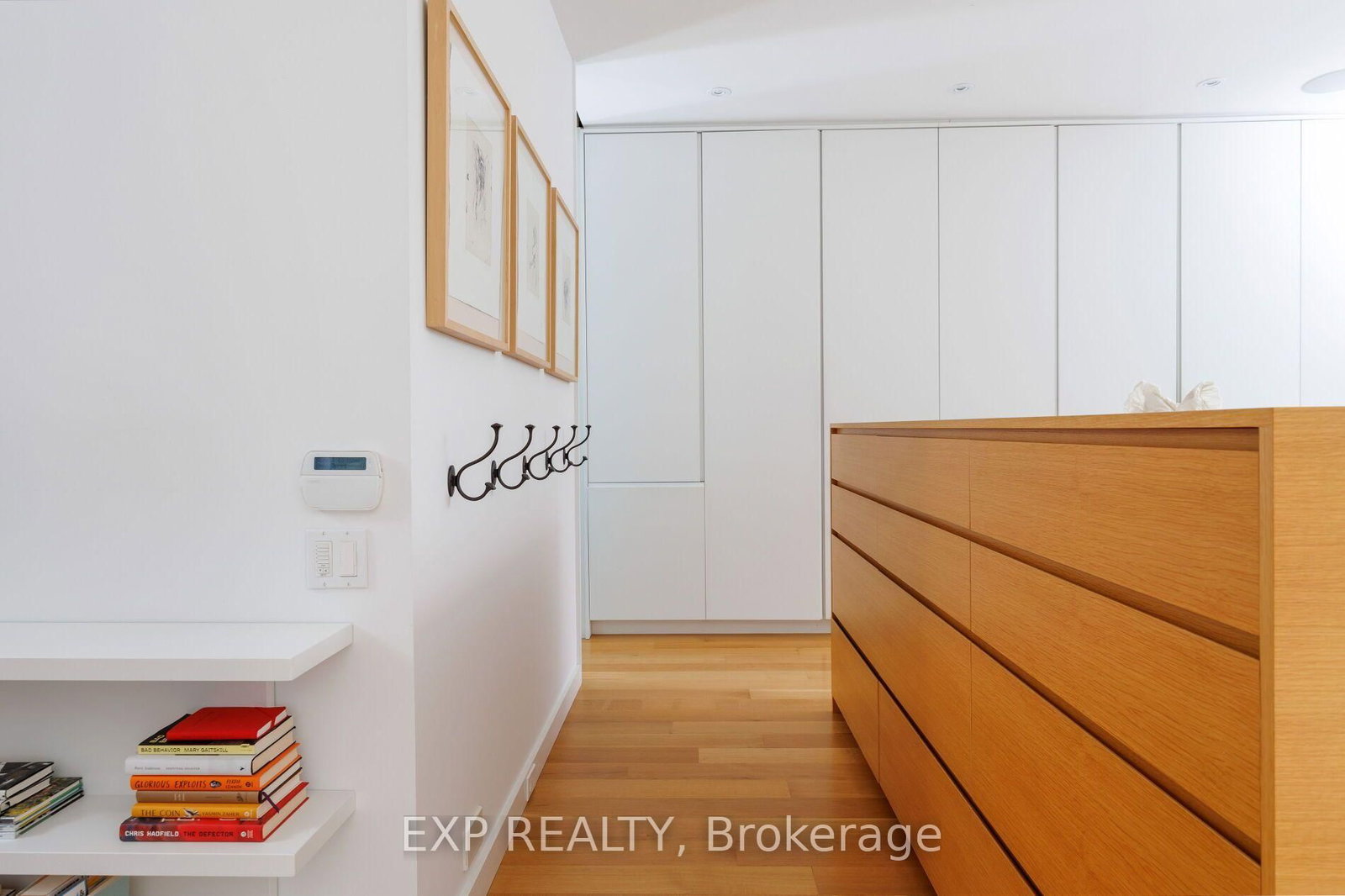 639 W Wellington Street • Toronto, ON photo 42