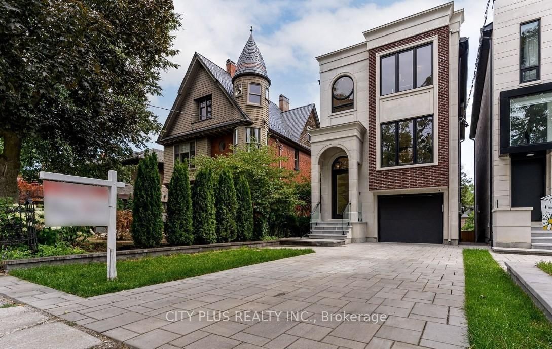 Property at 119 Glengrove
