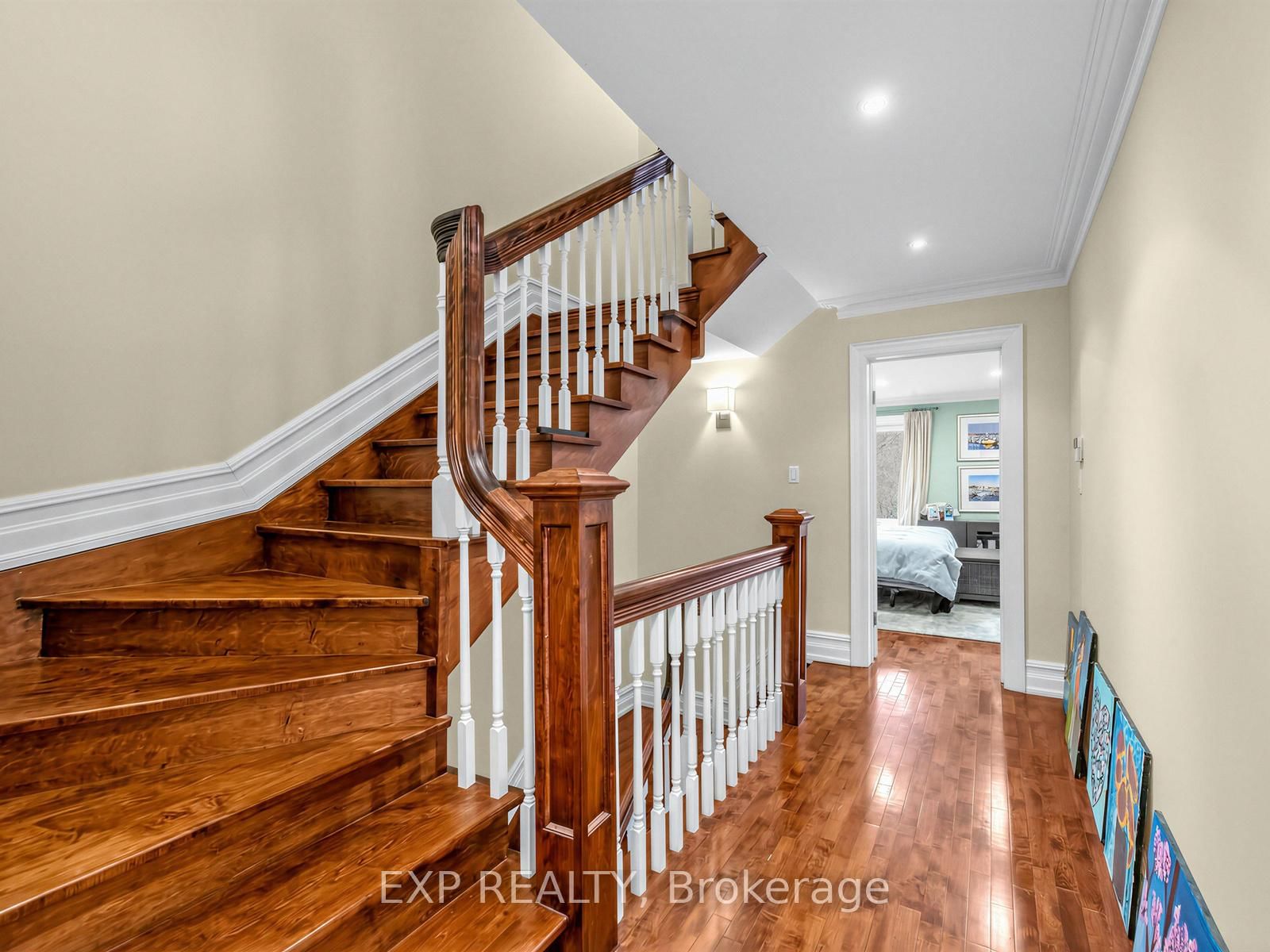241 Poplar Plains Street • Toronto, ON photo 26