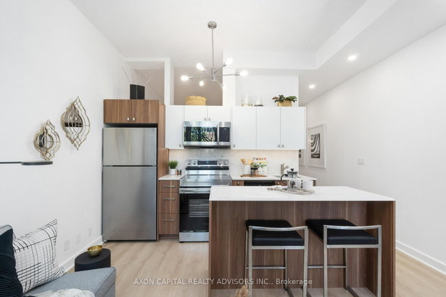 G04 - 350 Wellington Street W