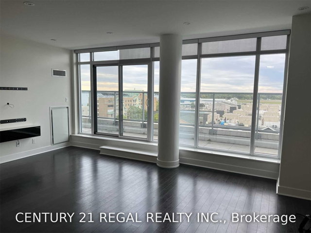 908 - 90 Stadium Road