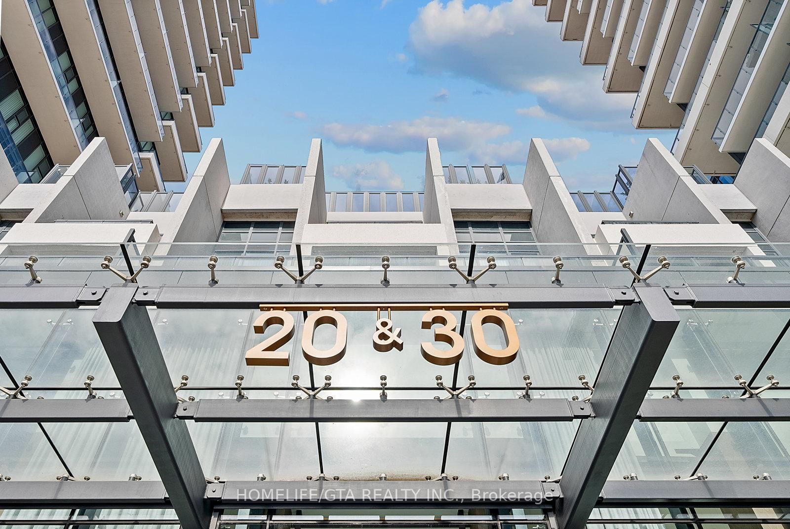2104-30 Inn On The Park Drive, Toronto, ON