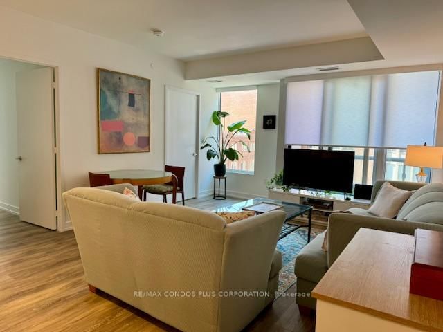 403-158 Front Street, Toronto, ON