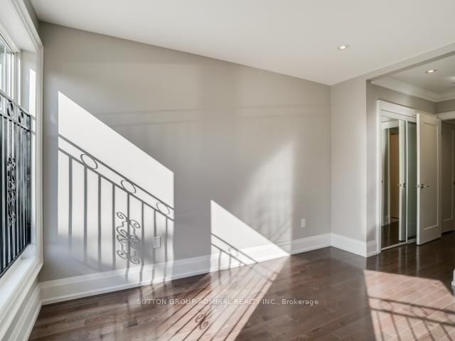 14 Rains Avenue, Toronto, ON, photo 3