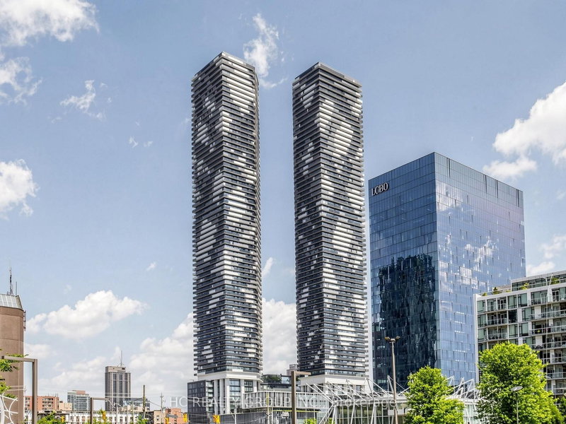 home for lease on PH203-138 Downes Street