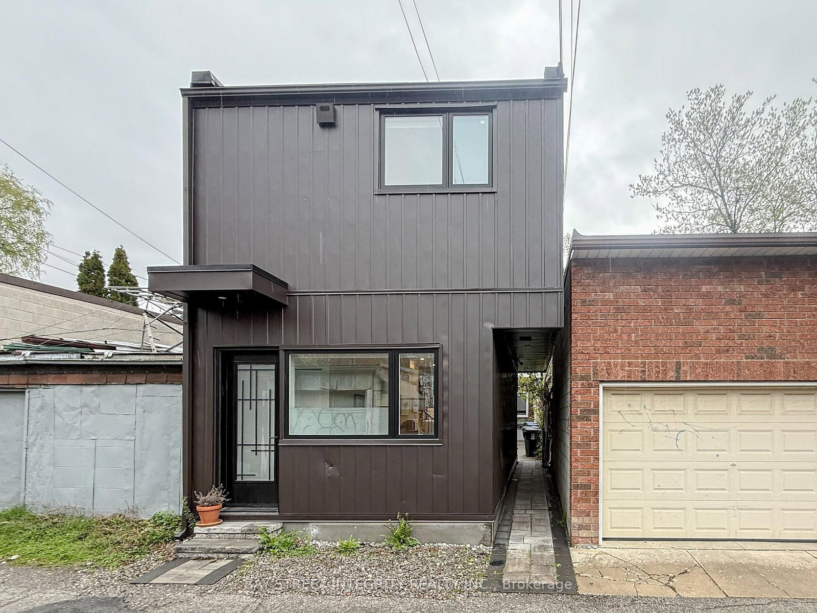 Laneway-598 Crawford Street, Toronto, ON