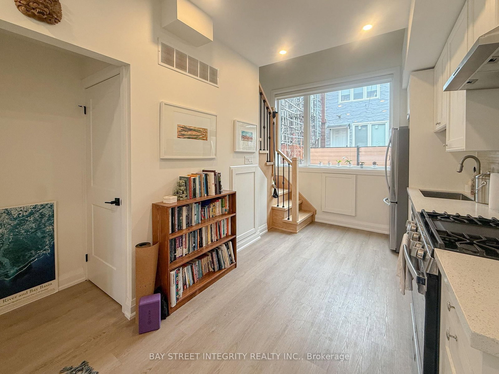 Laneway-598 Crawford Street, Toronto, ON, photo 5