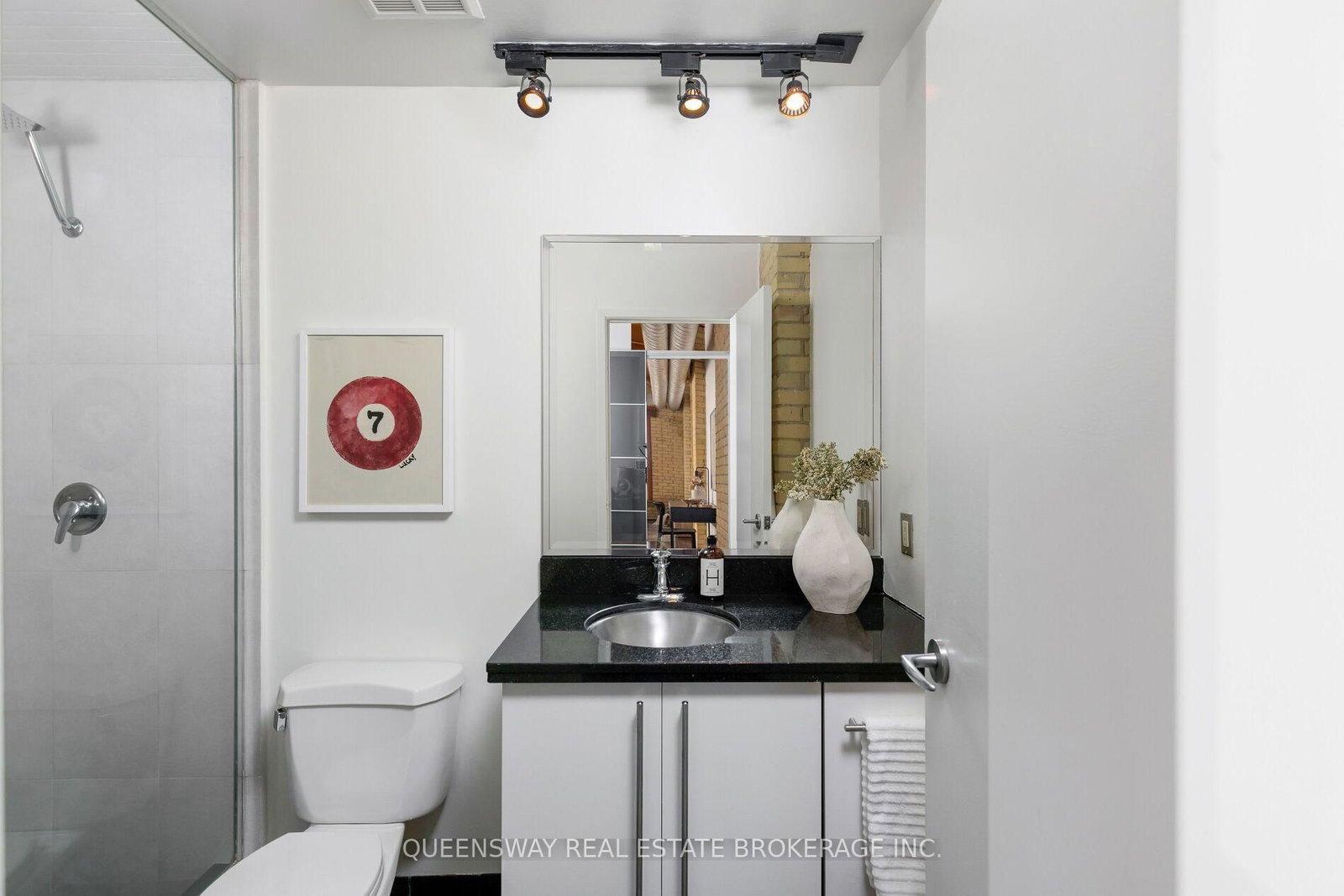781 W King Street • #602 • Toronto, ON photo 15