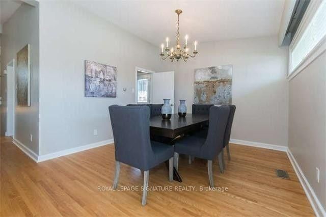 12 Lacewood Crescent, Toronto, ON, photo 3