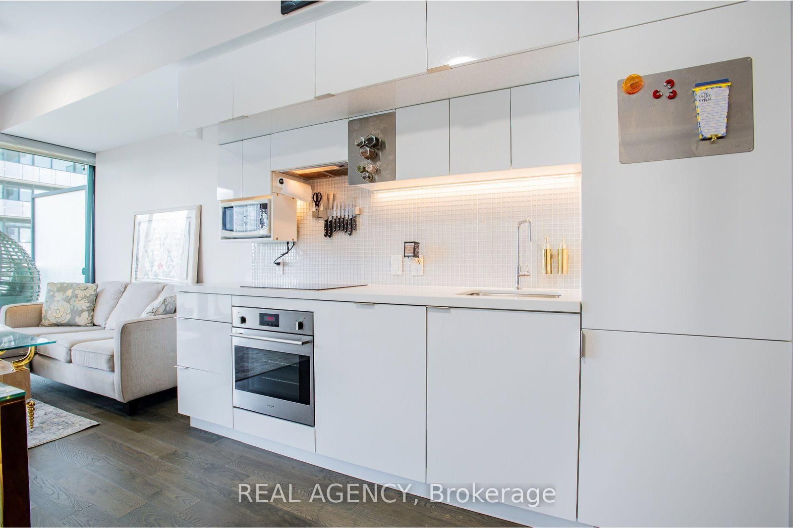 185 Roehampton Avenue • #2512 • Toronto, ON photo 15