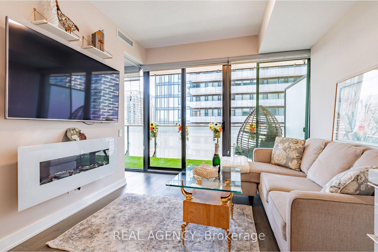 185 Roehampton Avenue • #2512 • Toronto, ON photo 17