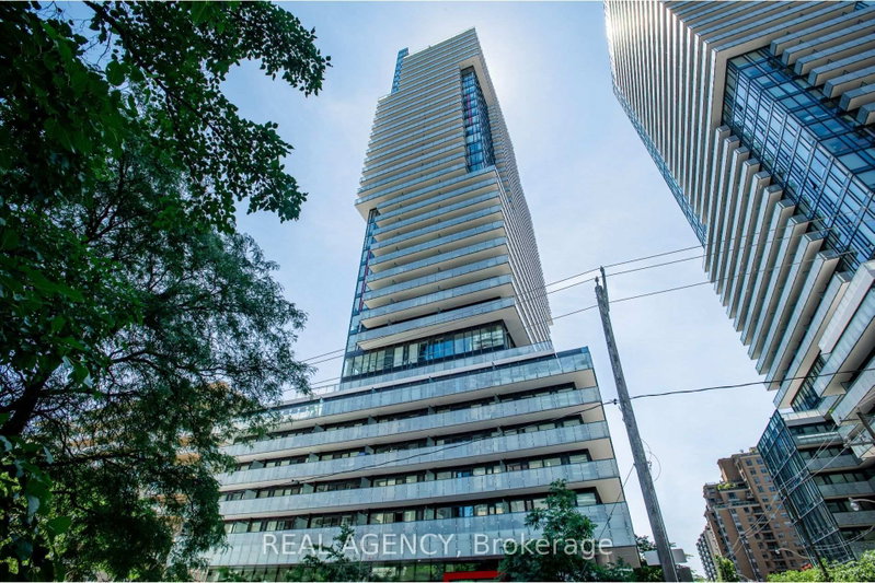2512 - 185 Roehampton Avenue