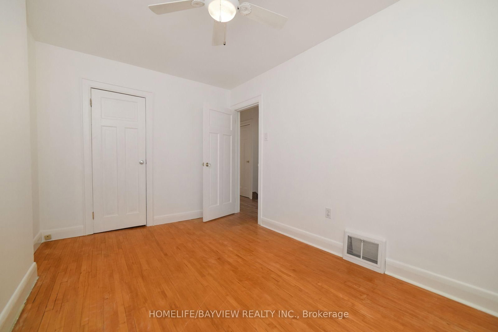 27 Cranbrooke Avenue • Toronto, ON photo 6