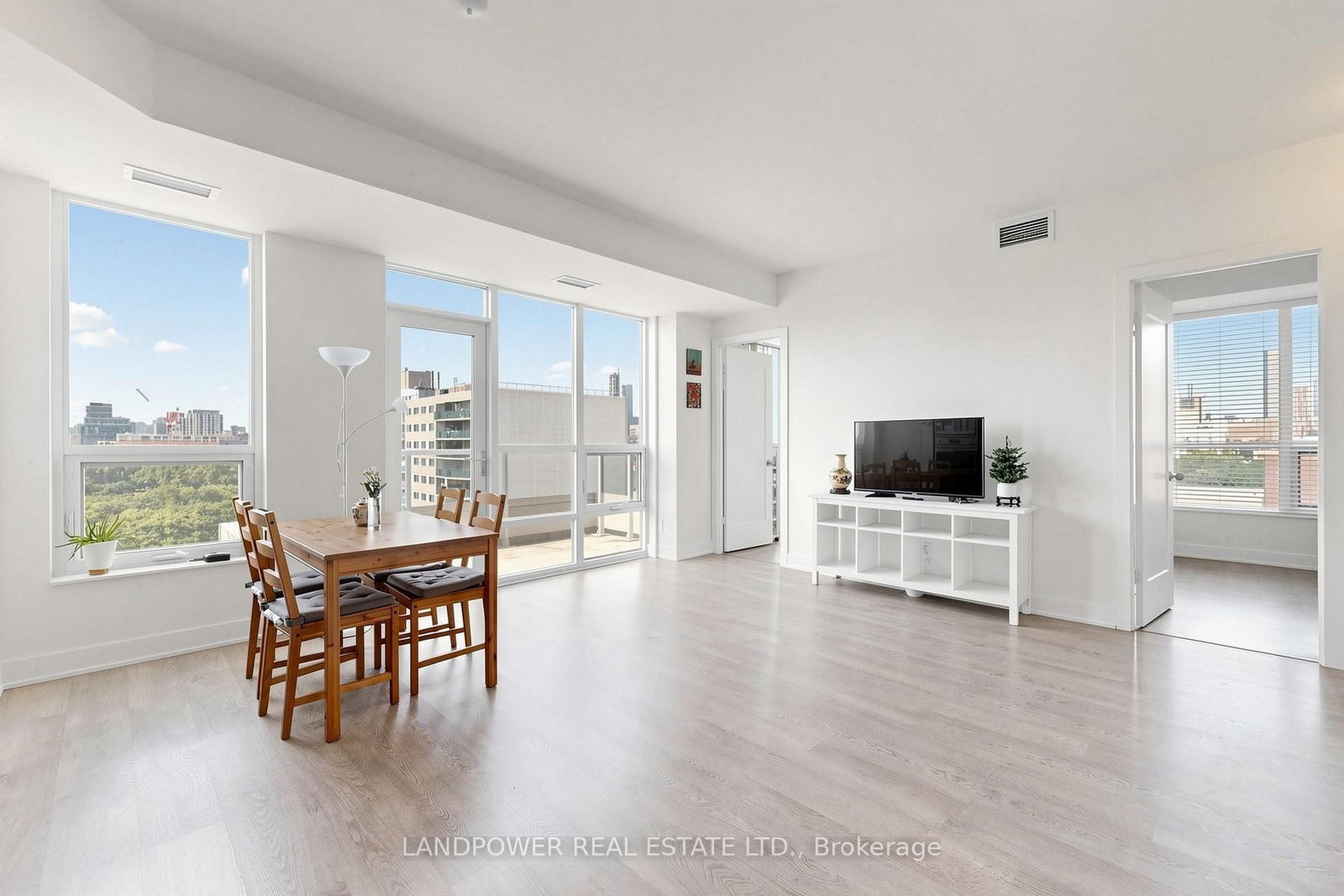 38 Cameron Street • #908 • Toronto, ON photo 13