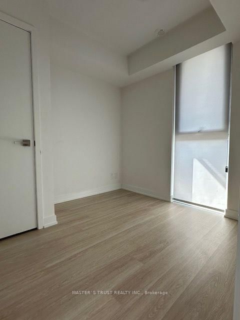 515 - 30 Tretti Way
