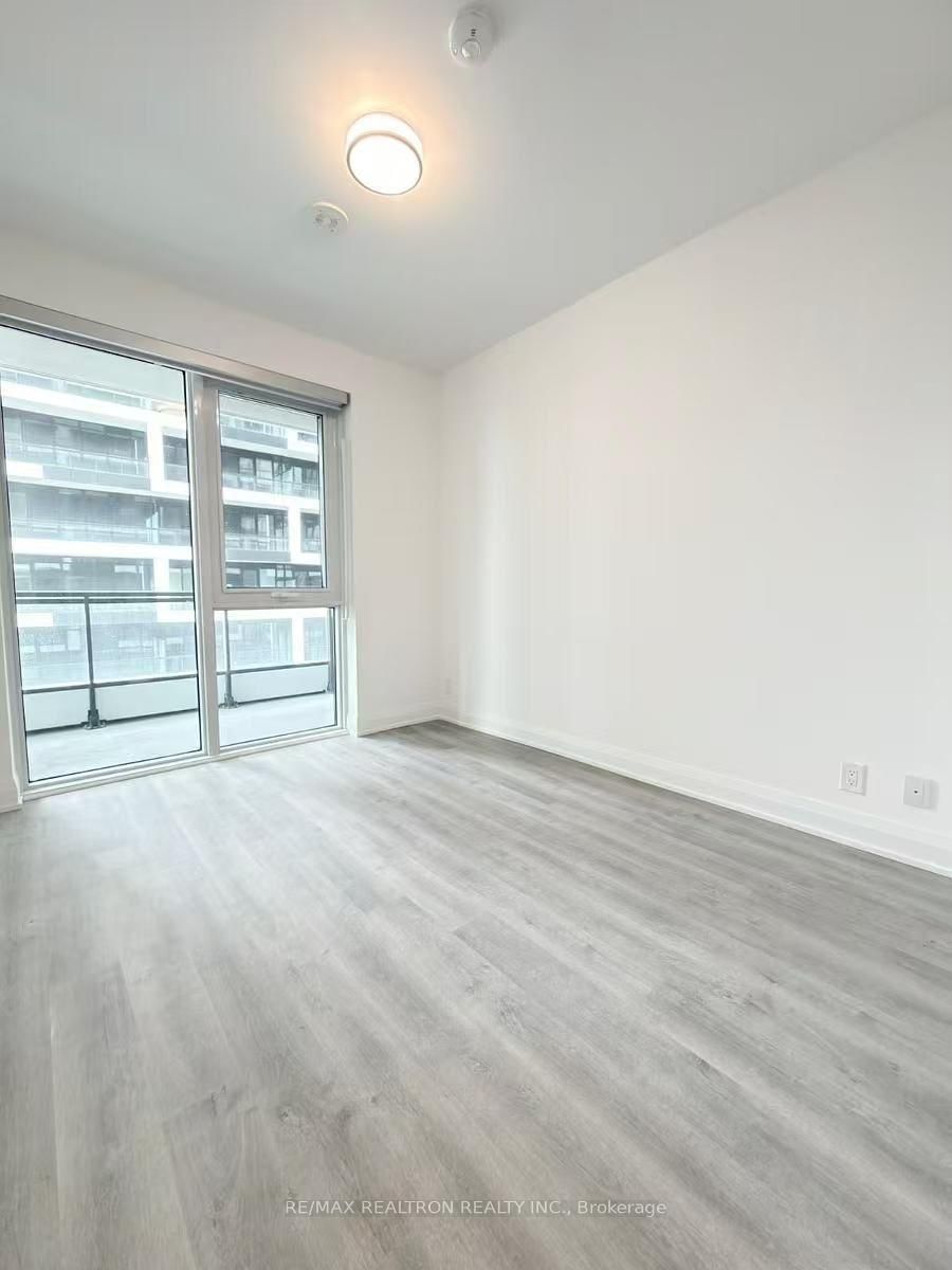 1609-65 Broadway Avenue, Toronto, ON, photo 5