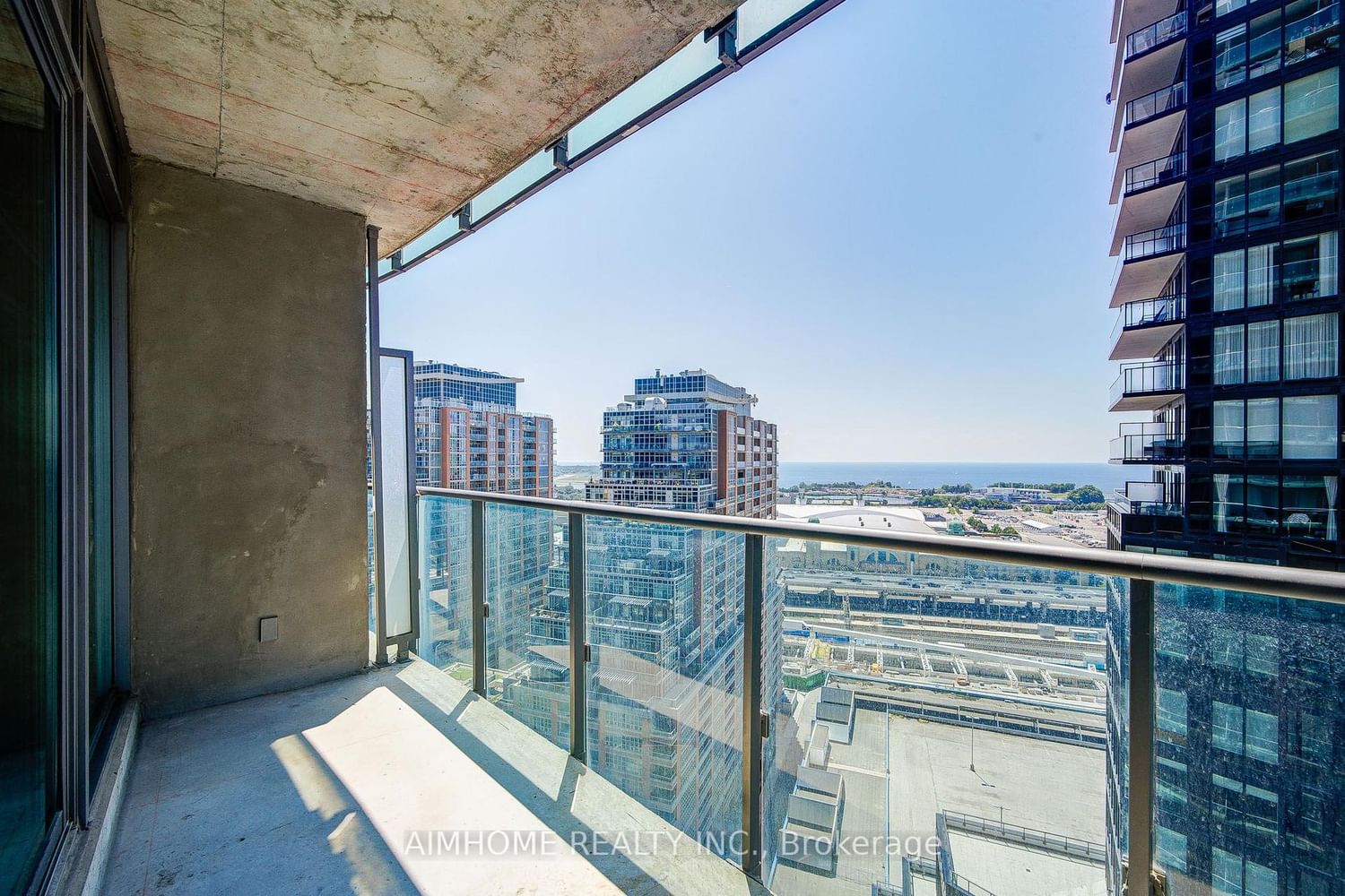 150 EAST LIBERTY Street • #1909 • Toronto, ON photo 27
