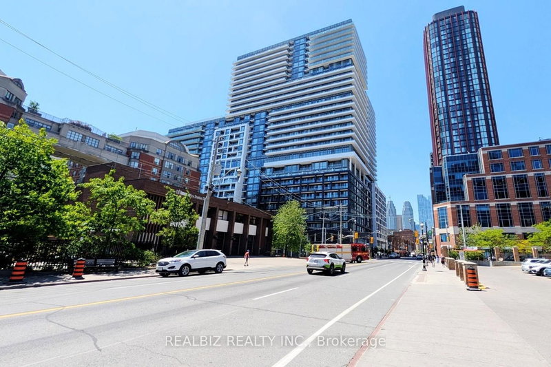 Unit 1233 — 70 Princess Street, Toronto