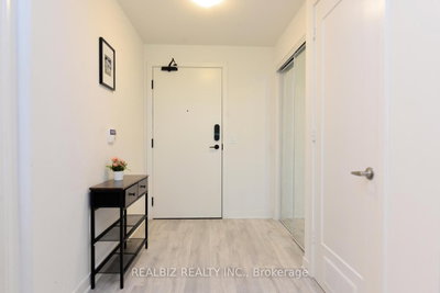 Unit 1233 — 70 Princess Street — photo 6
