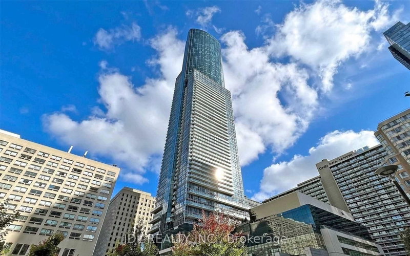 home for lease on 2812(Furnished)-386 Yonge Street