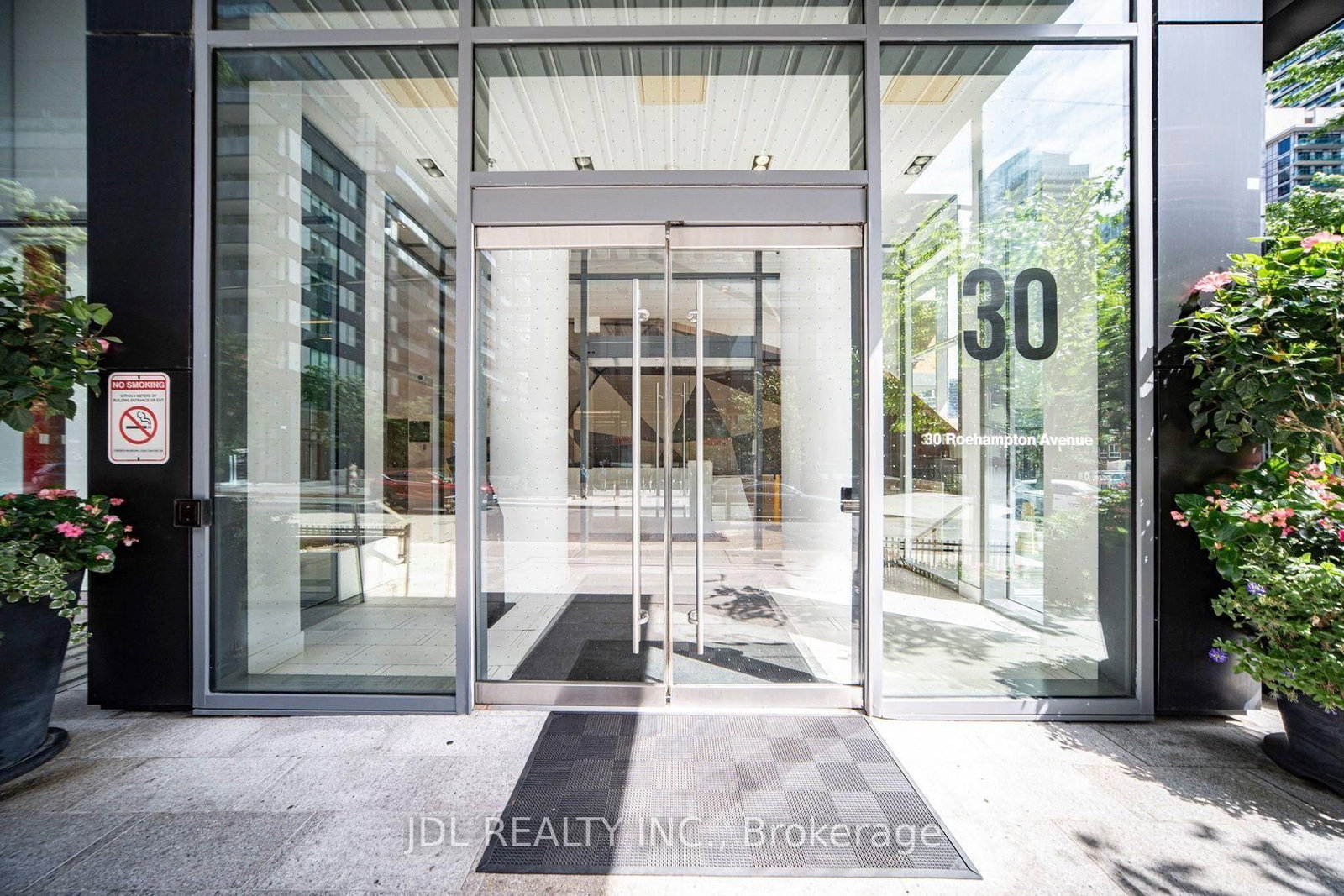2309-30 Roehampton Avenue, Toronto, ON, photo 2