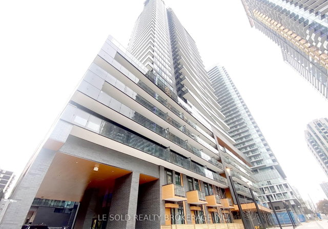 711 Room#1 - 127 Broadway Avenue