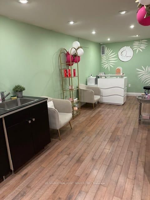 Room2