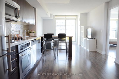 Unit #1009E — 555 Wilson Avenue — photo 3
