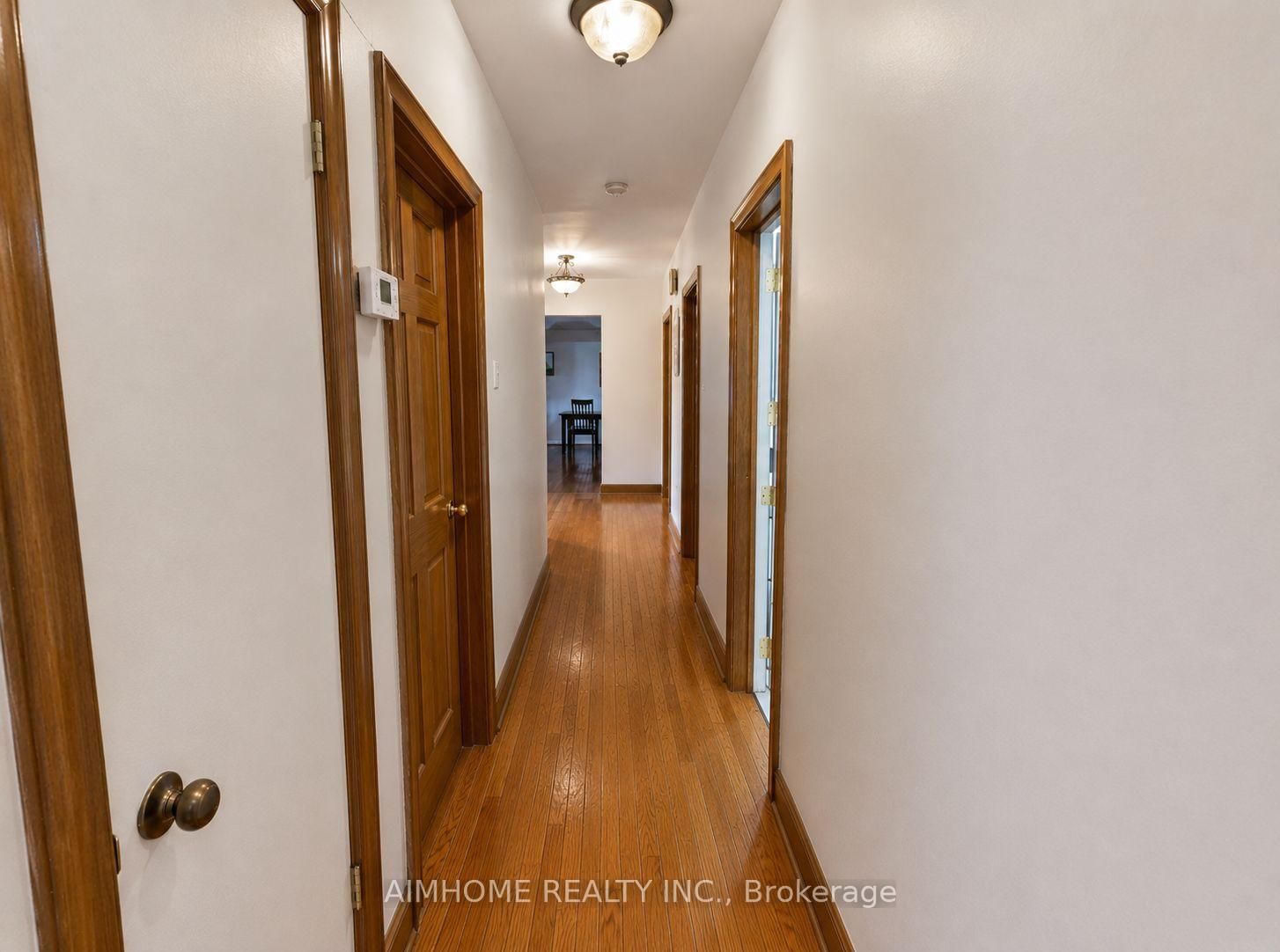 25 Burbank Drive • Toronto, ON photo 6