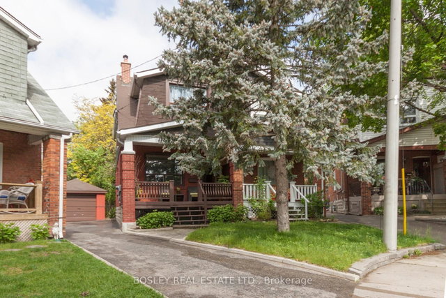 22 Martin Crescent