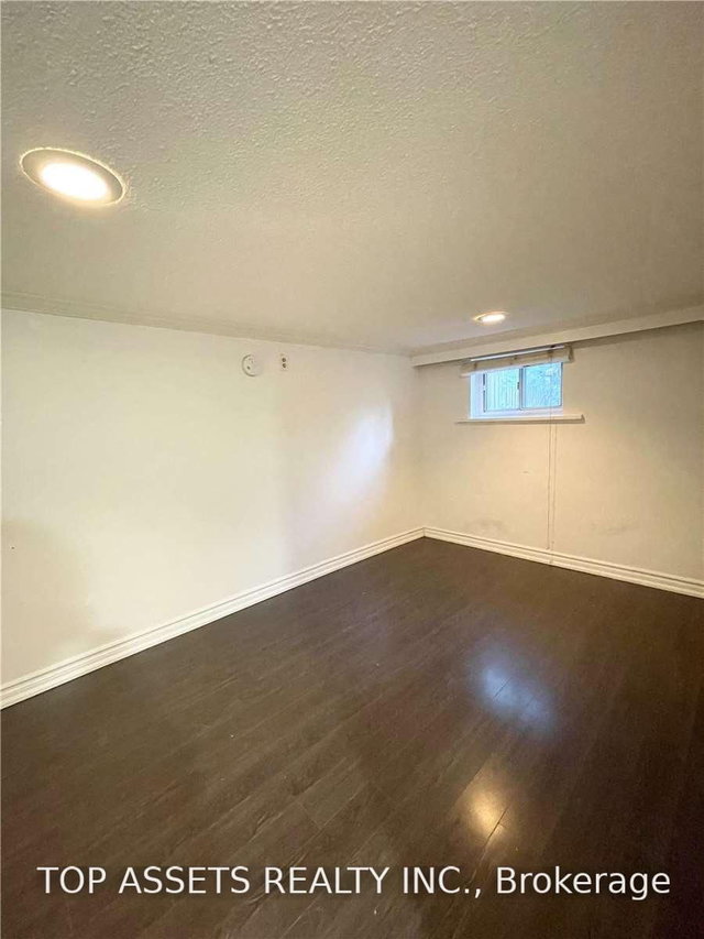 Lower (ONE ROOM) - 570 Vaughan Road