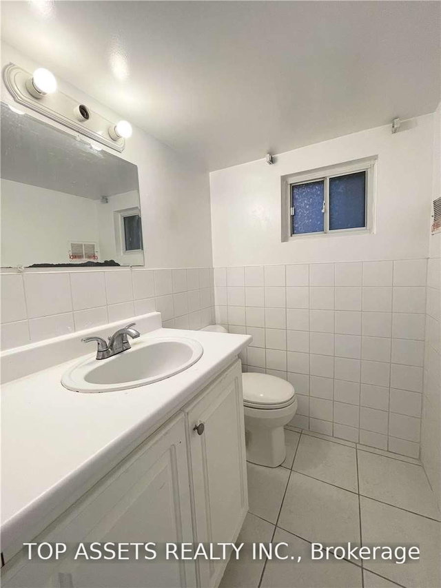 Lower (ONE ROOM) - 570 Vaughan Road