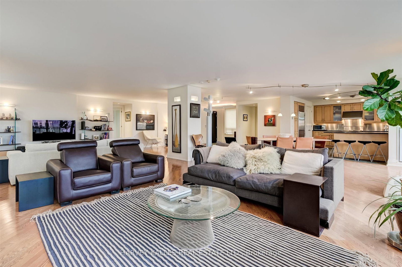 99 Avenue Road • #708 • Toronto, ON photo 10